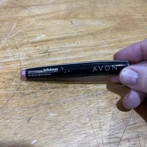 Avon Glazewear Shine Liquid Lip Color Lip Gloss Iced Pink‎ G200 NOS SEALED